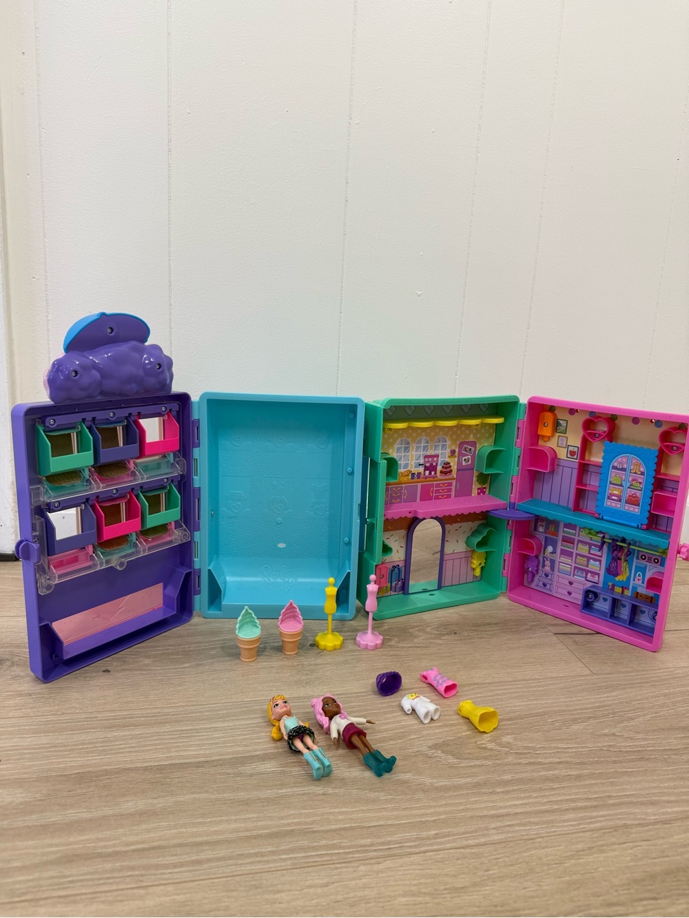 Polly Pocket Candy Style Fashion Drop Playset
